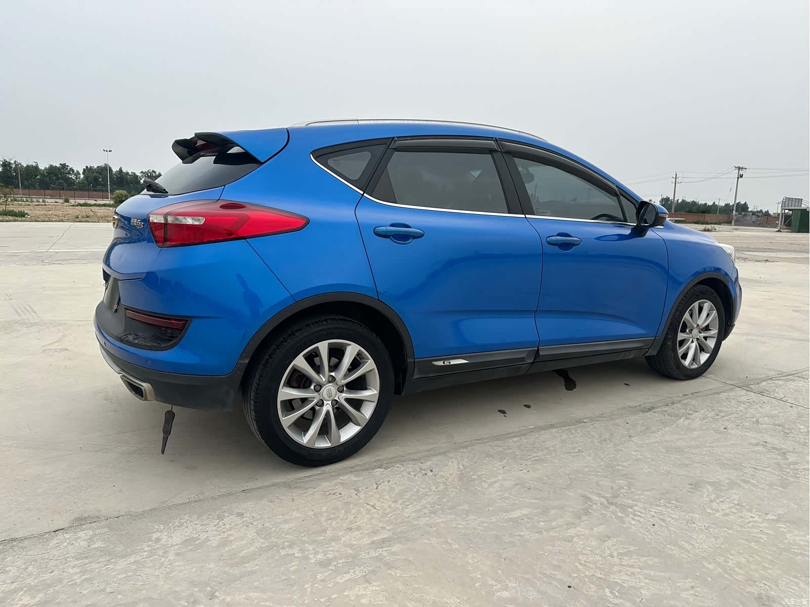 Geely Emgrand, 2017 12