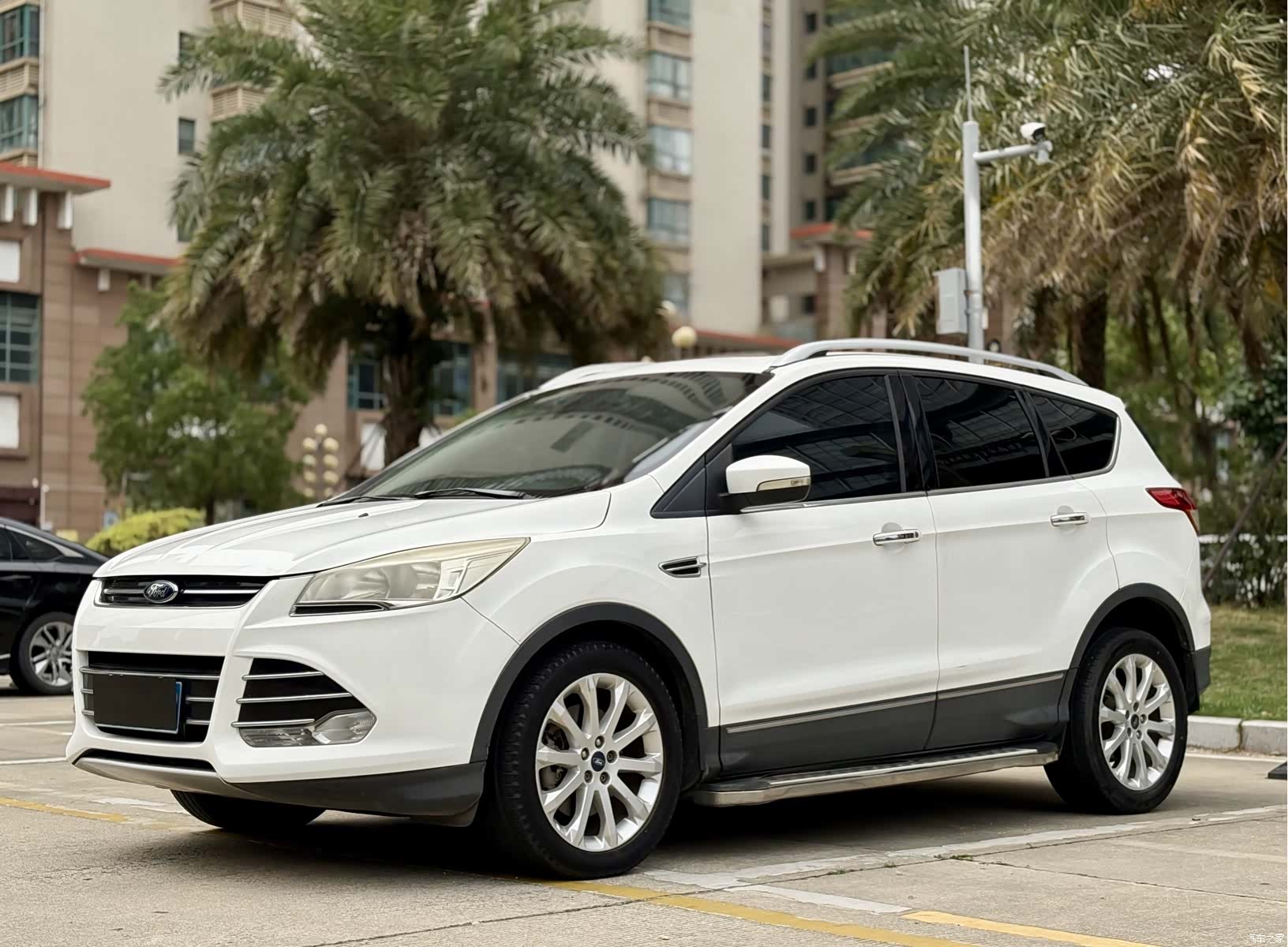 Ford Kuga, 2014 1