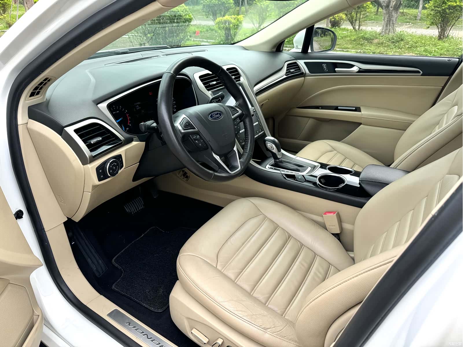 Ford Mondeo, 2016 4
