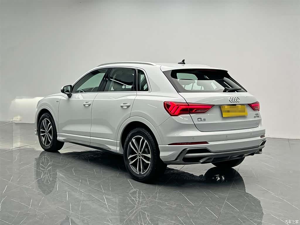 Audi Q3, 2021 4