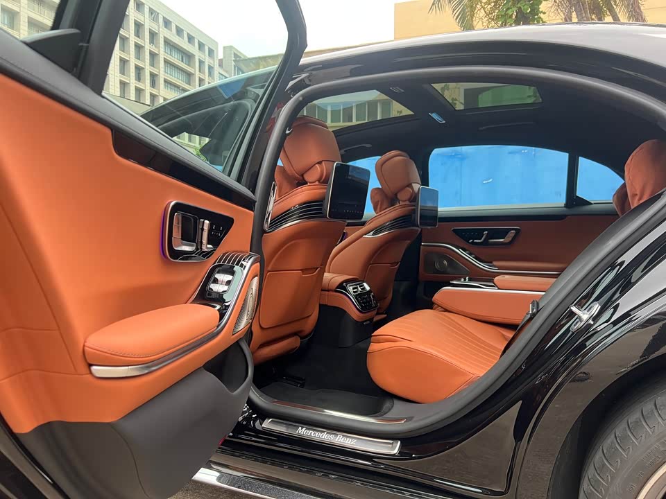 Mercedes-Benz S-class Mercedes-Benz S-class