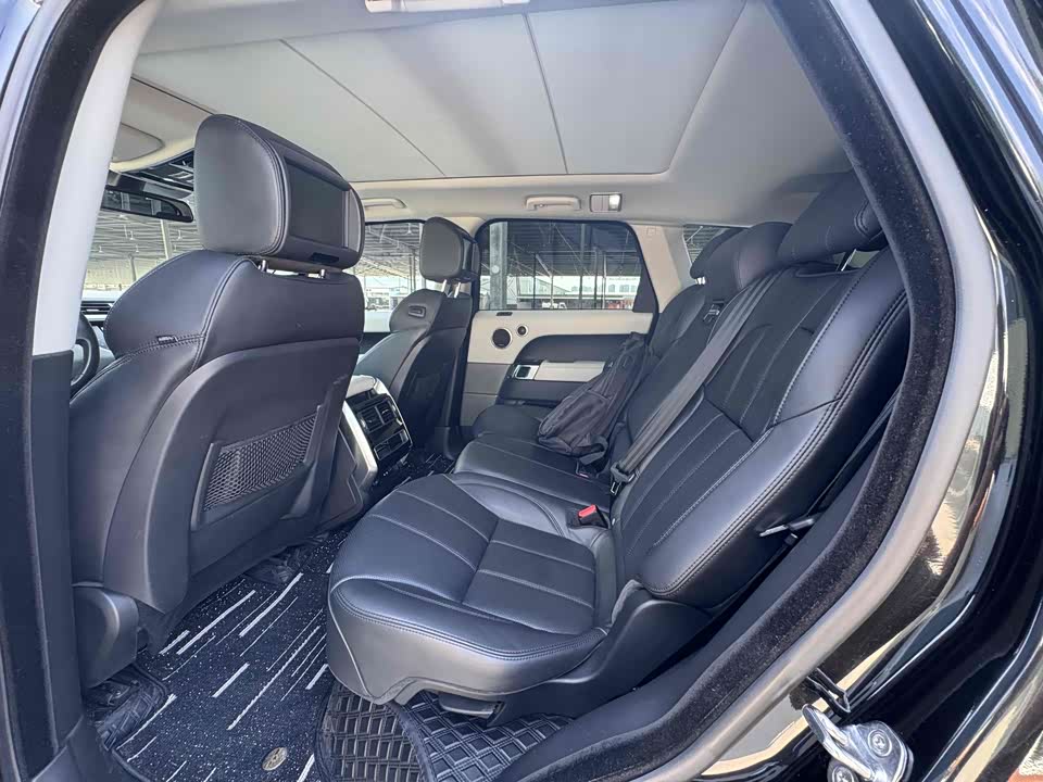 Land Rover Range Rover Sport Land Rover Range Rover Sport