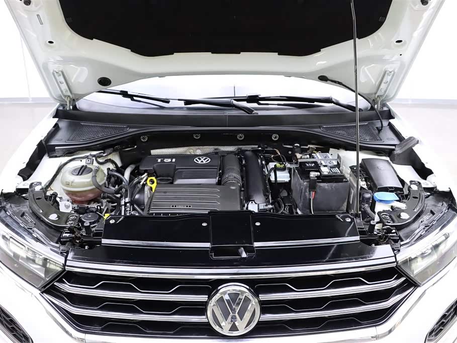 Volkswagen T-ROC exploring Songs