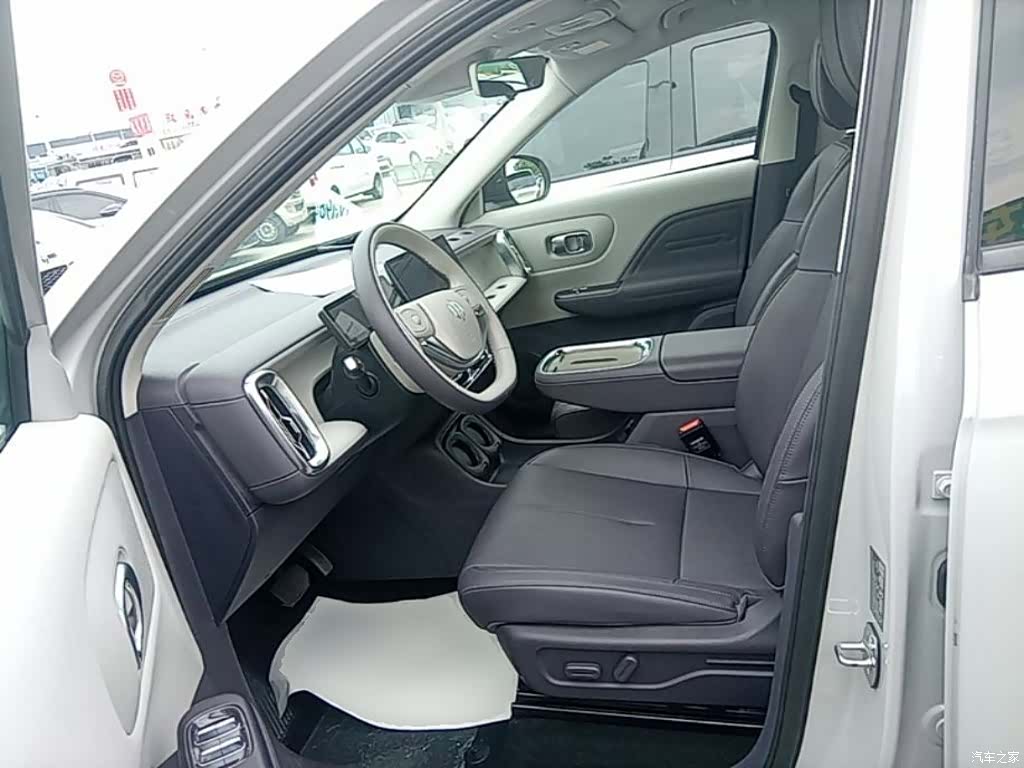 Leapmotor B10, 2025 15