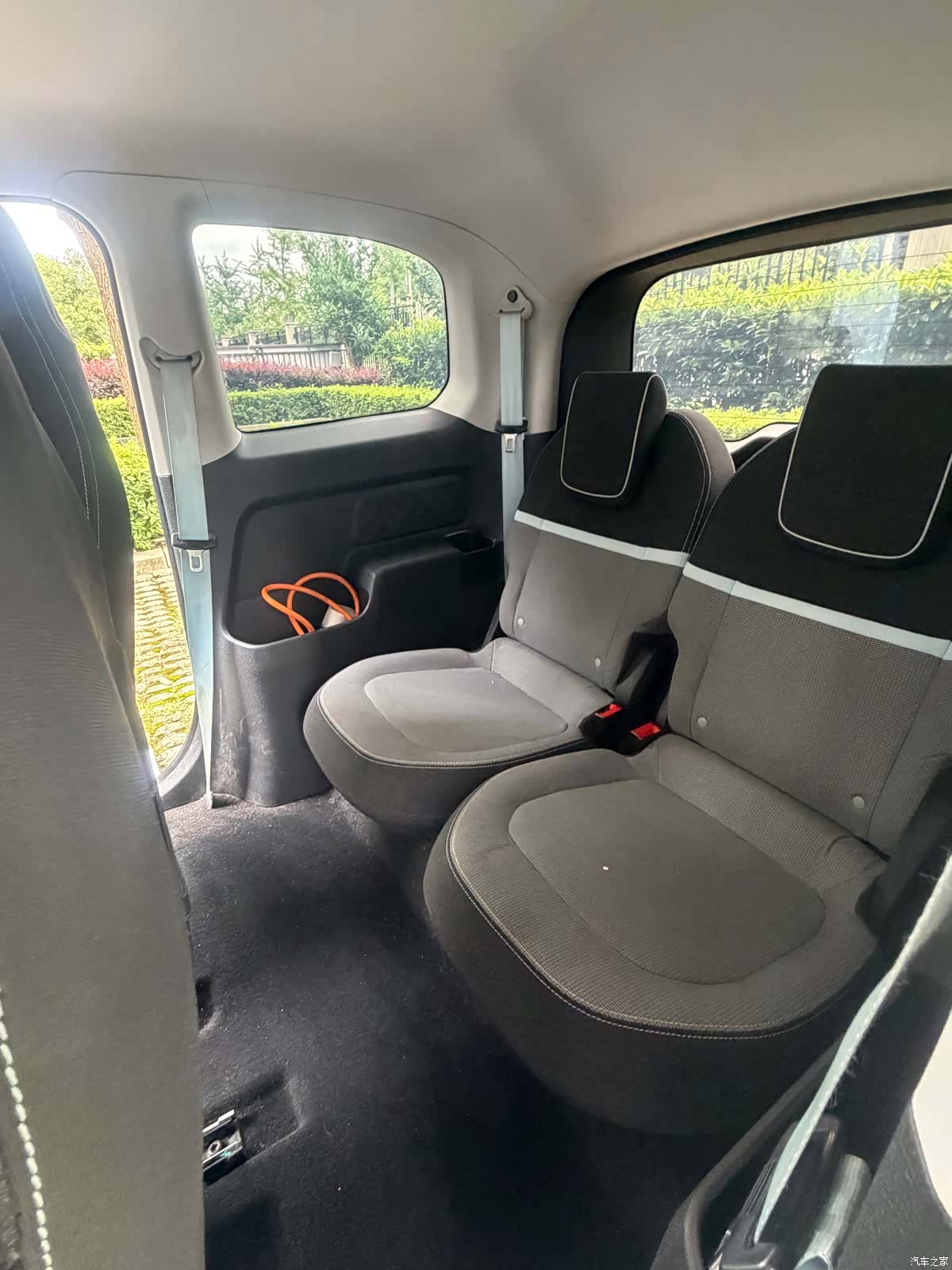 Wuling E300, 2020 19