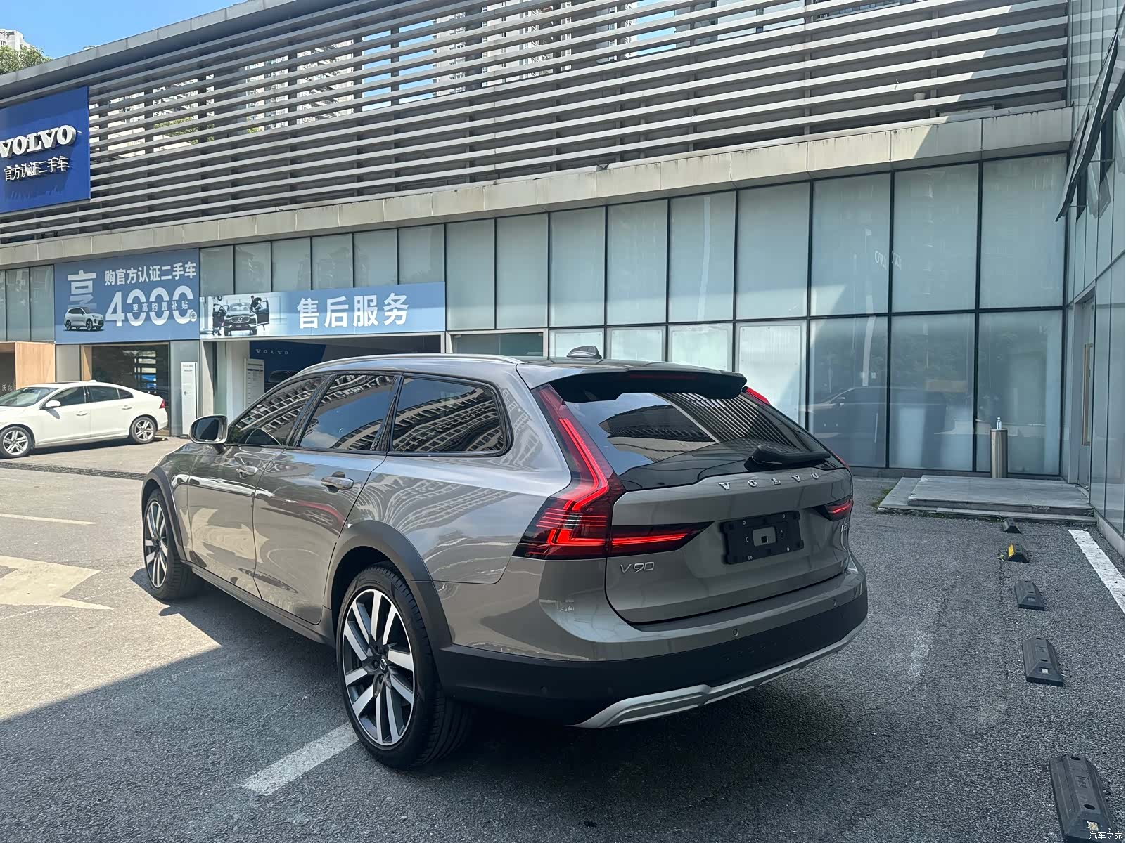 Volvo V90, 2022 6