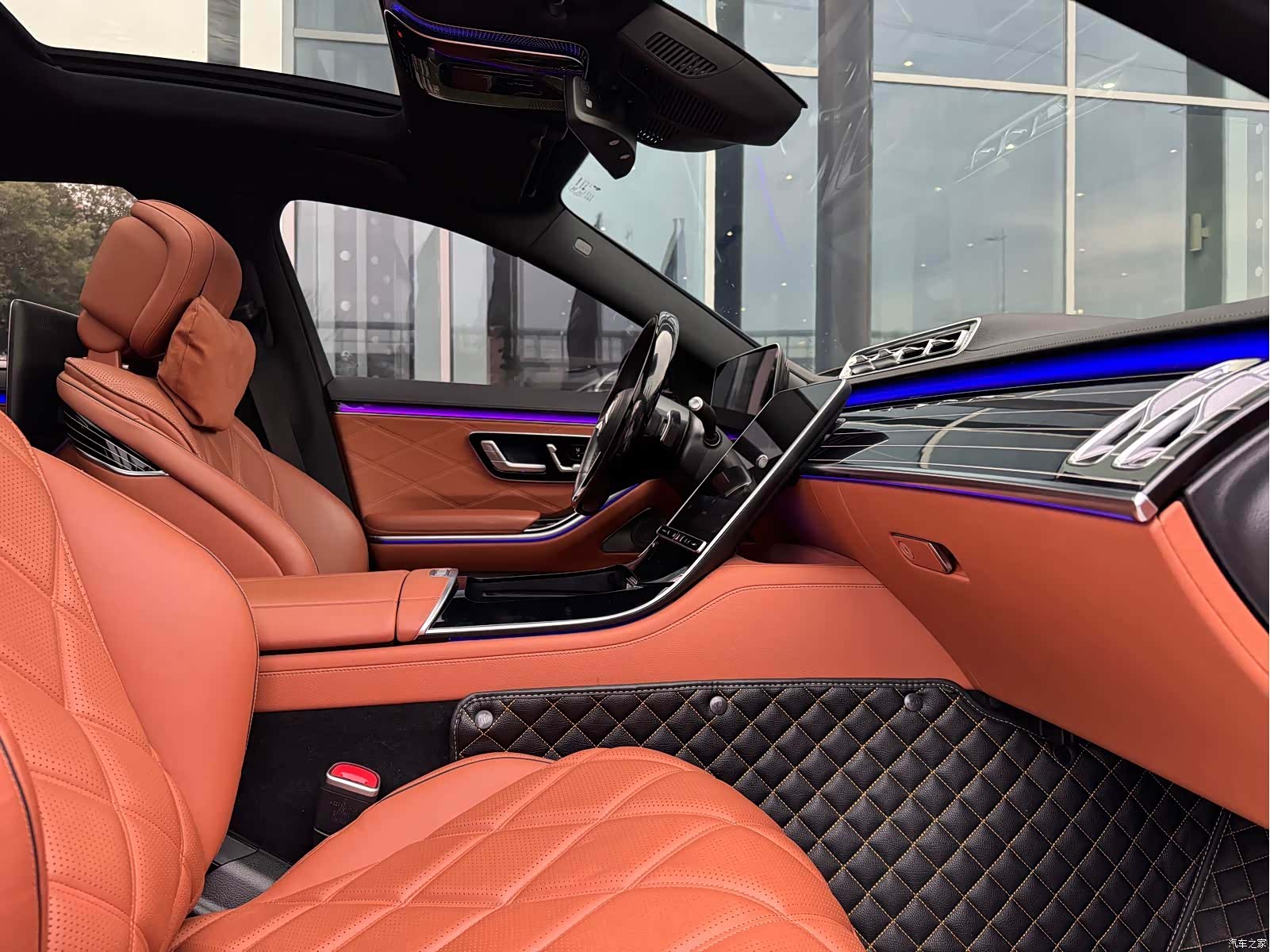 Maybach S-Class, 2023 15