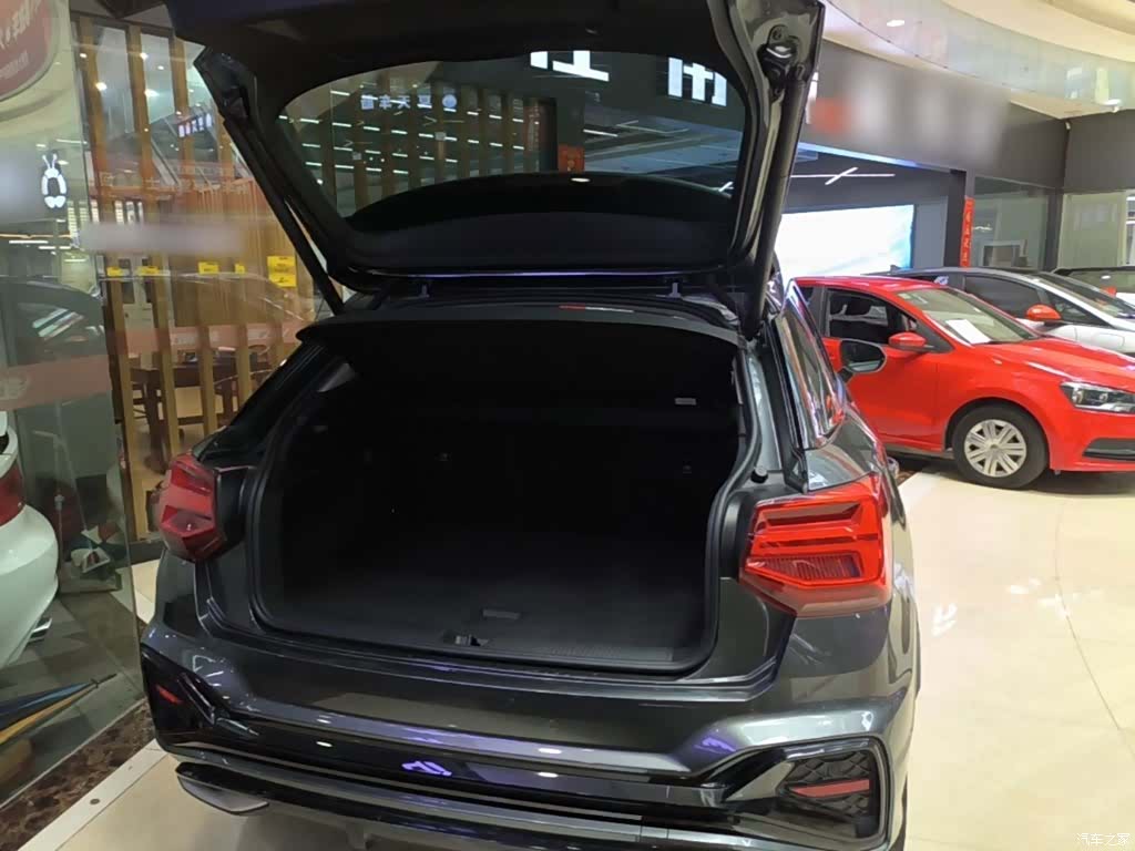 Audi Q2L, 2022 19