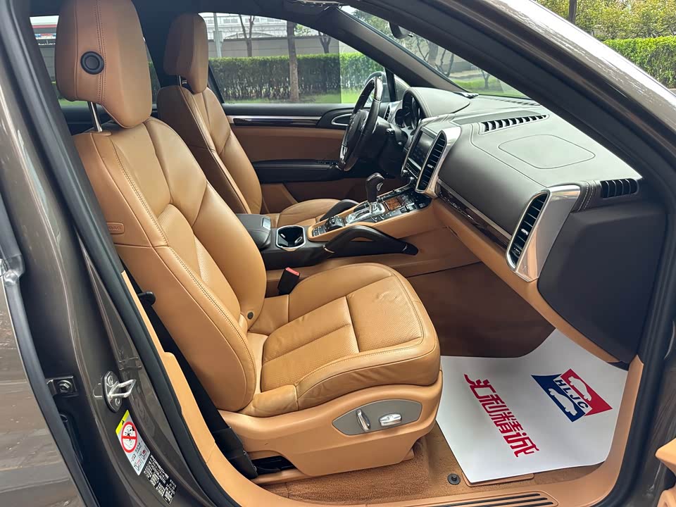Porsche Cayenne Porsche Cayenne