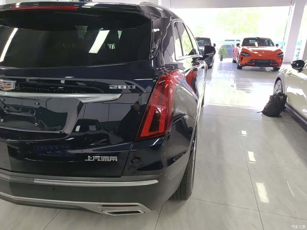 Cadillac XT5, 2021 8