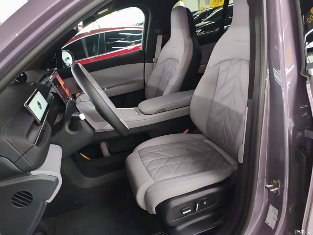 NIO EC6, 2025 15