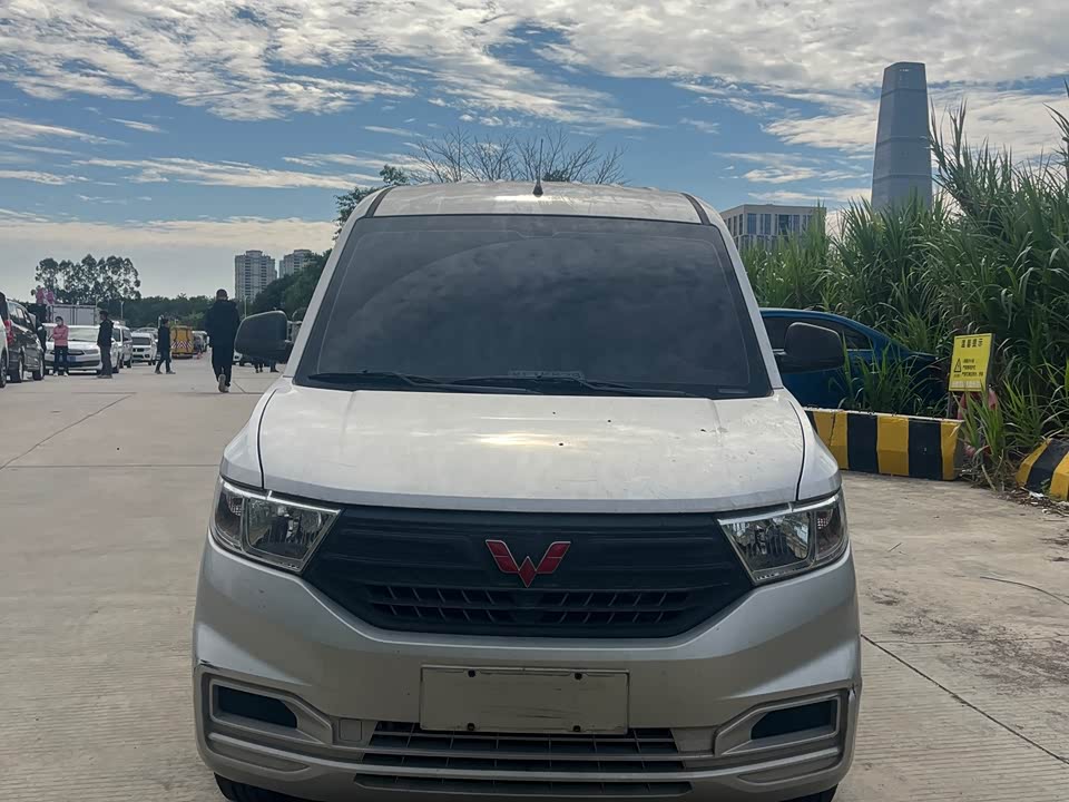 Wuling Wuling Hongguang V