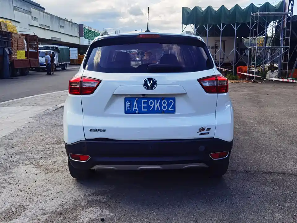 Changan CS15