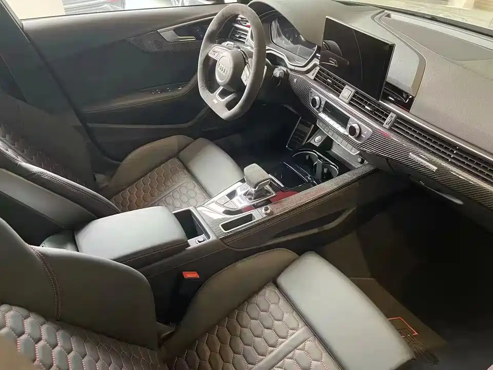 Audi RS 4