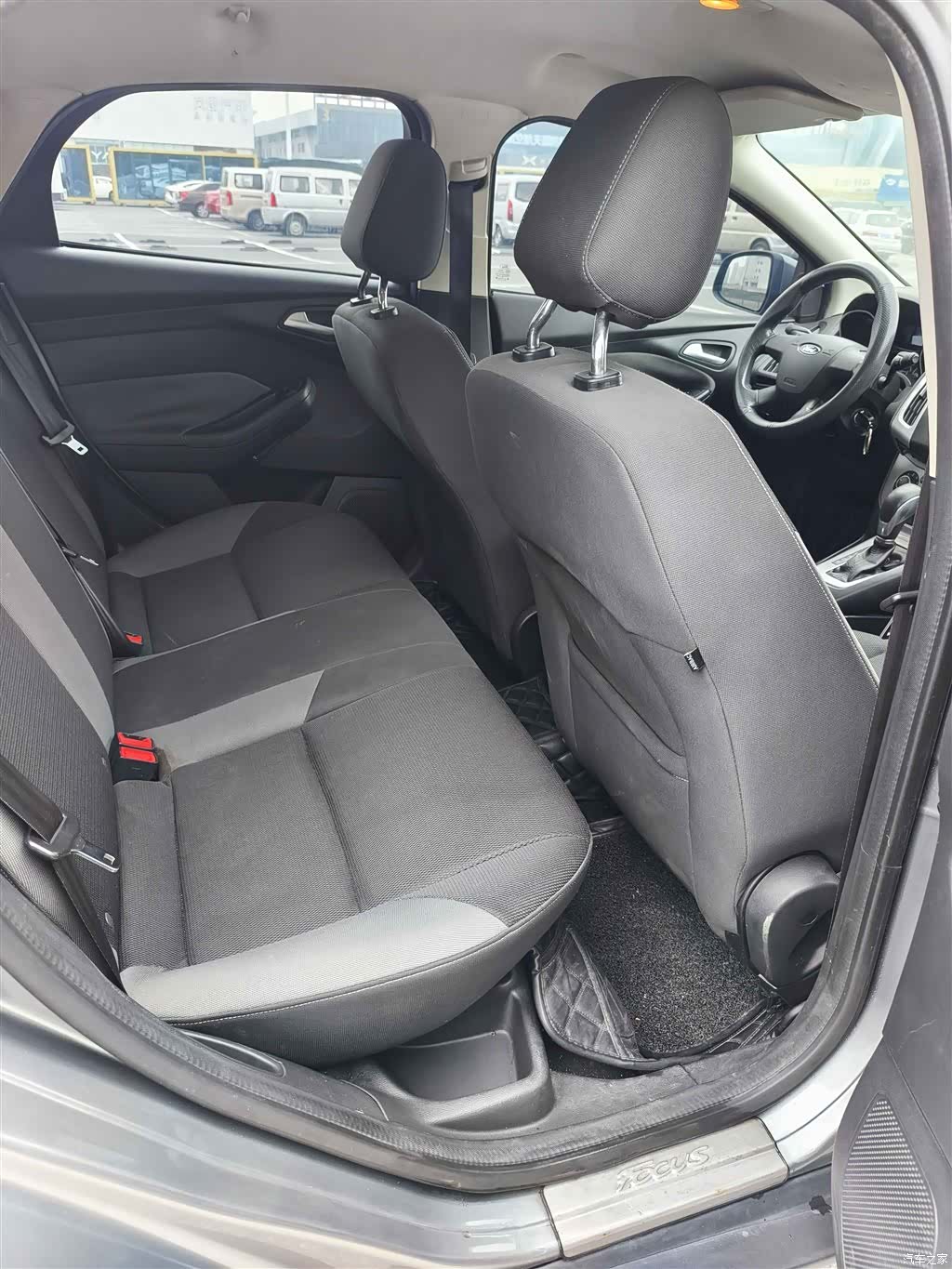 Ford Focus, 2012 11