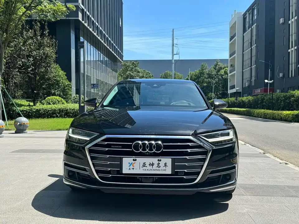 Audi A8