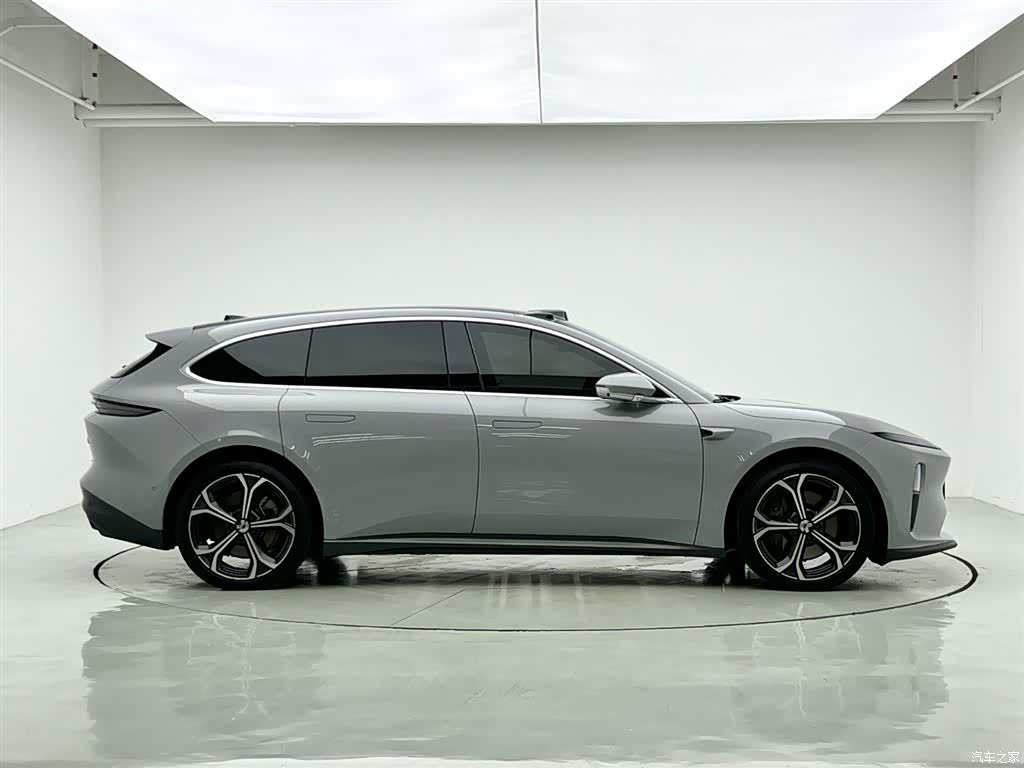 NIO ET5, 2024 7
