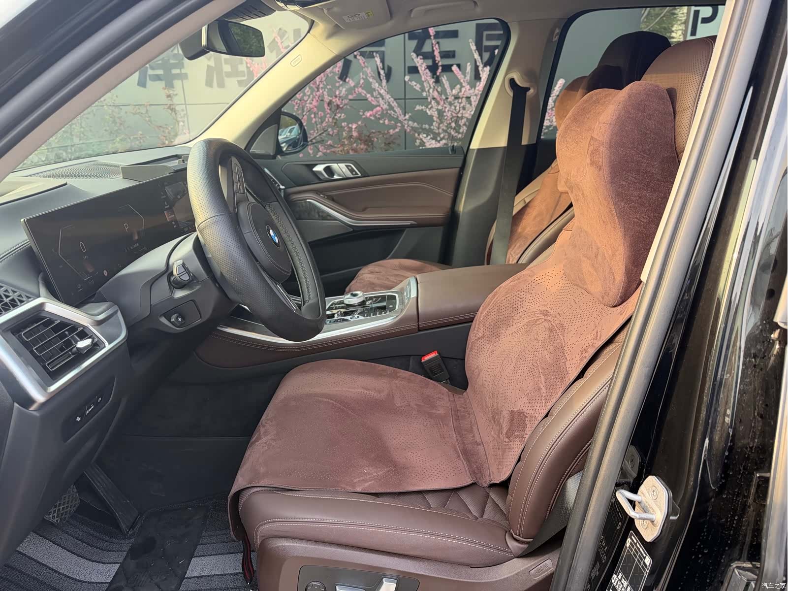 BMW X5, 2025 все фото