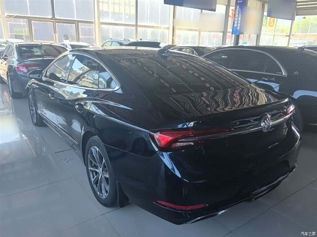 Buick LaCrosse, 2020 все фото