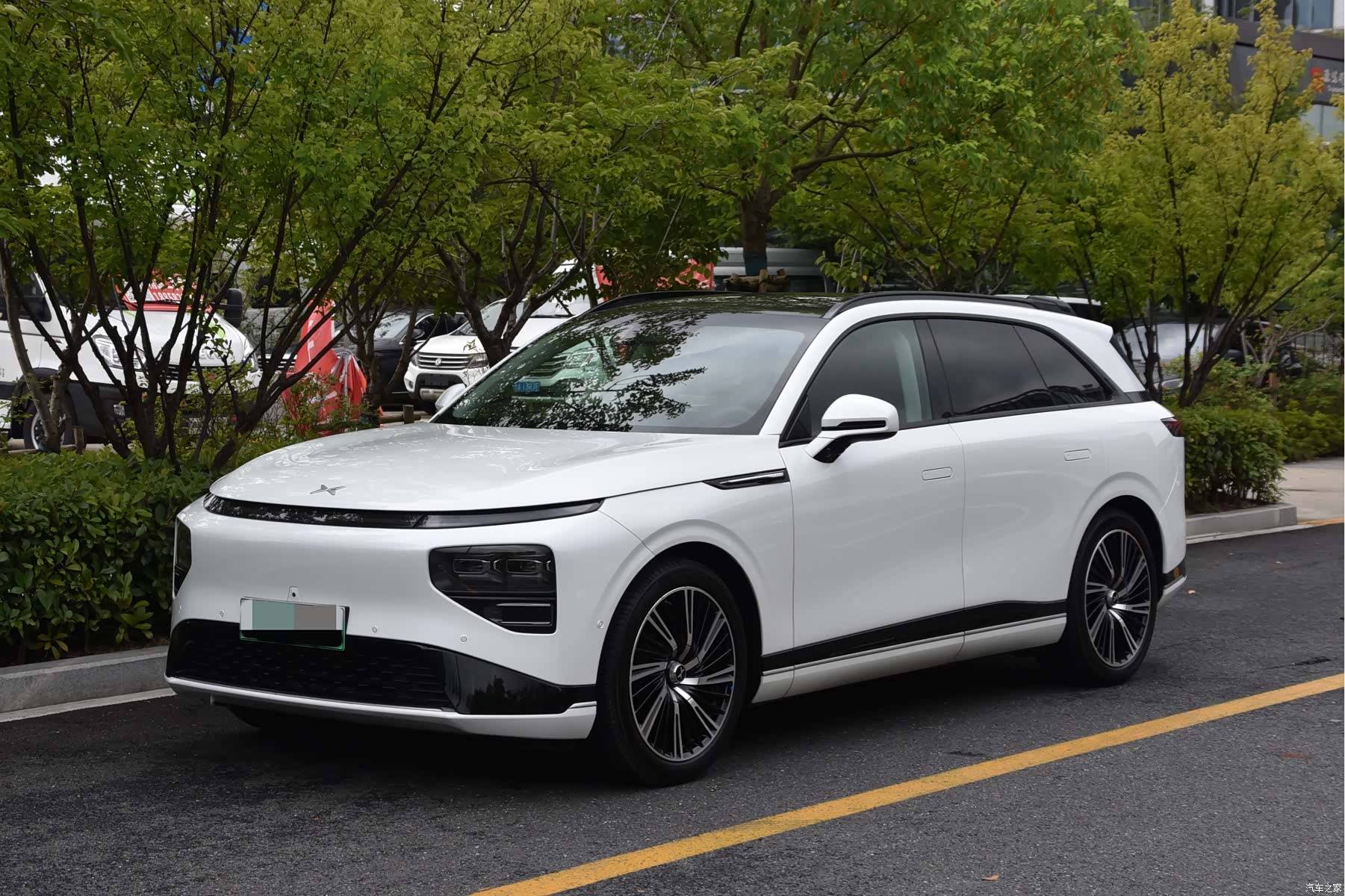 Xpeng G9, 2023 1
