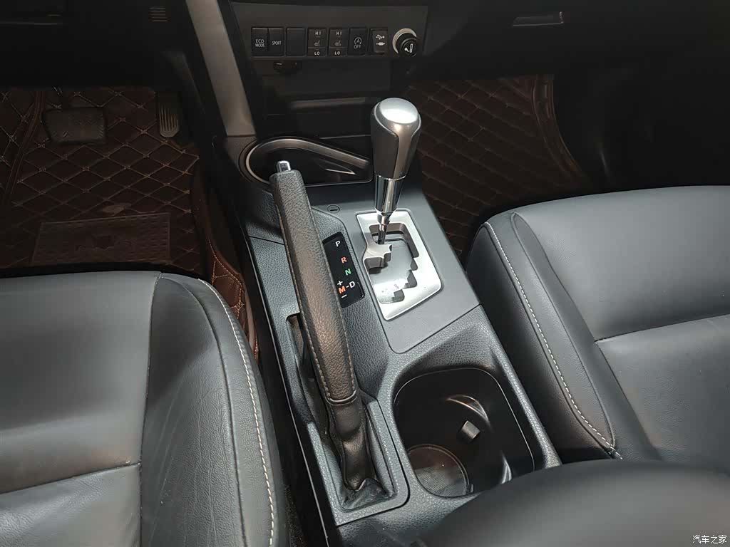 Toyota RAV4, 2018 10