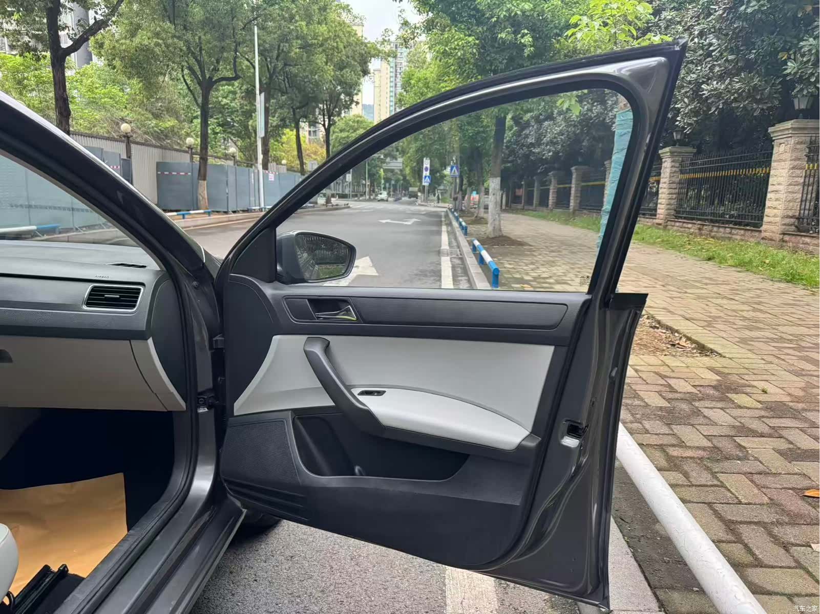 Skoda Rapid, 2014 14