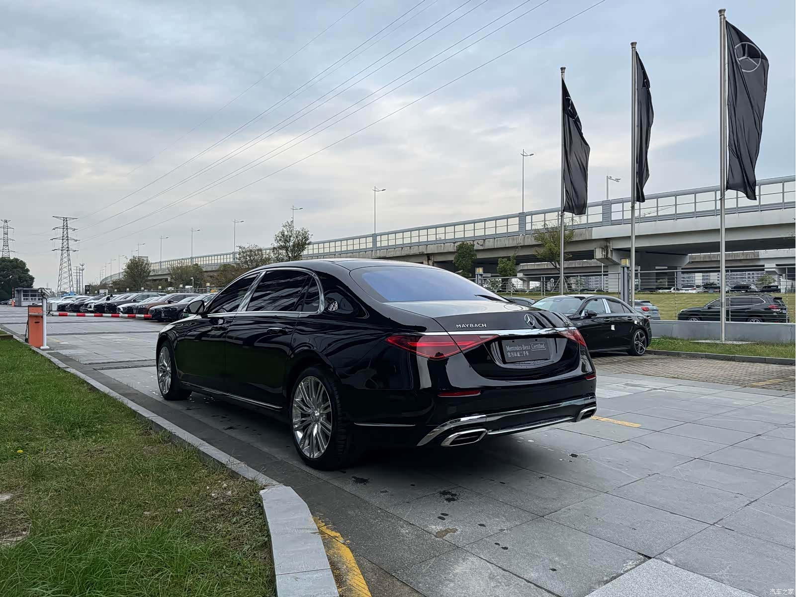 Maybach S-Class, 2023 18