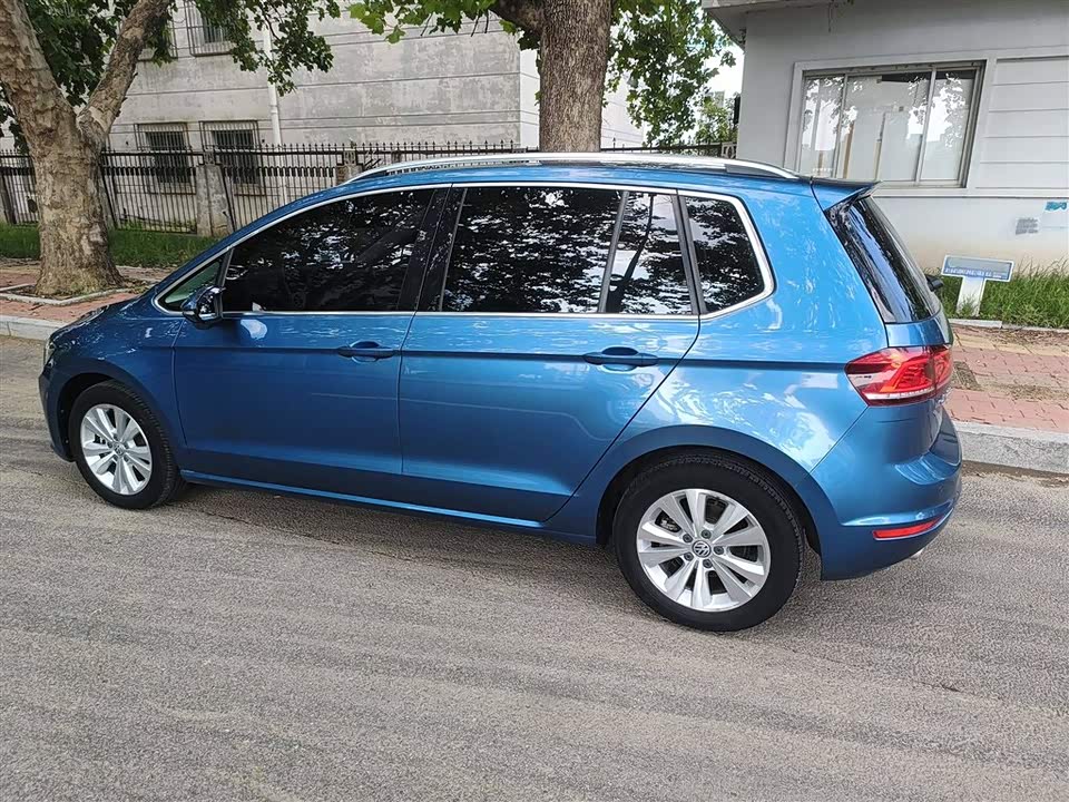 Volkswagen Golf*Jiayu Volkswagen Golf*Jiayu