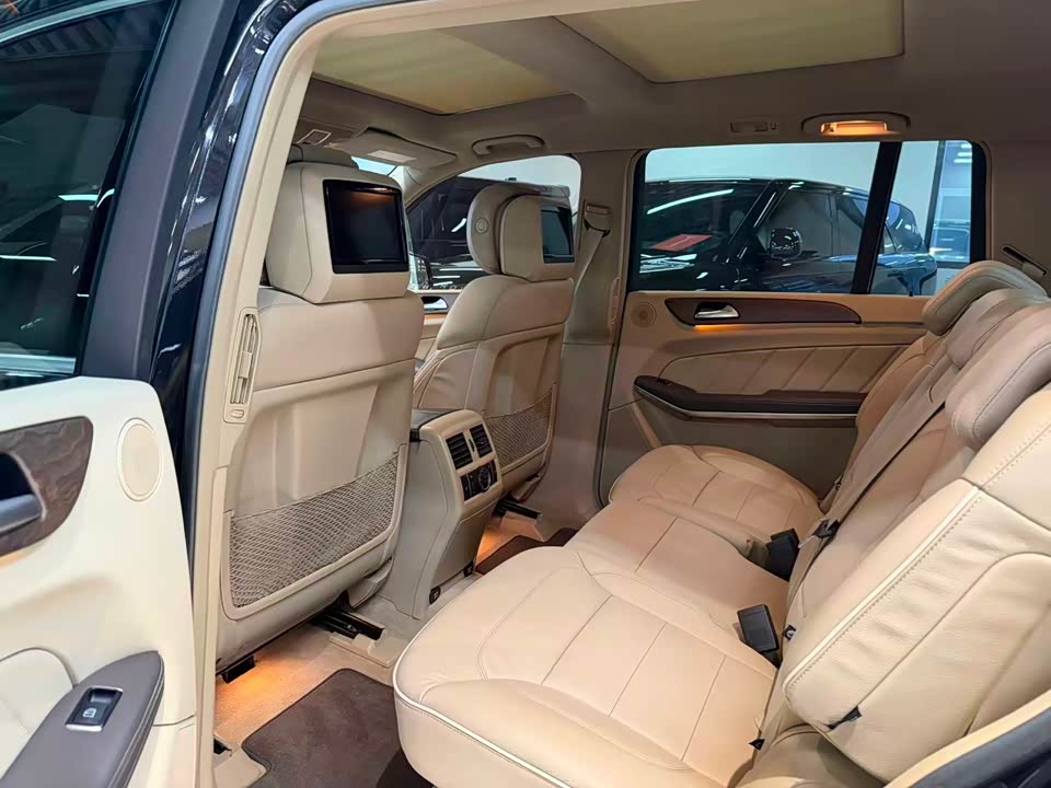 Mercedes-Benz GL grade