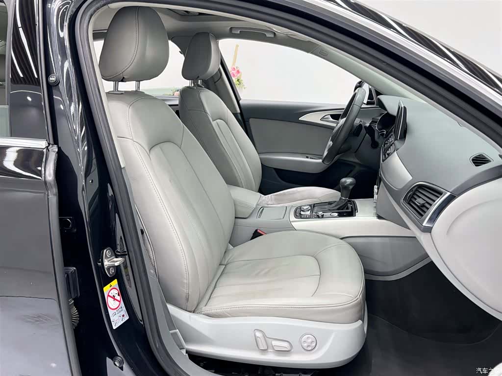 Audi A6L, 2013 8