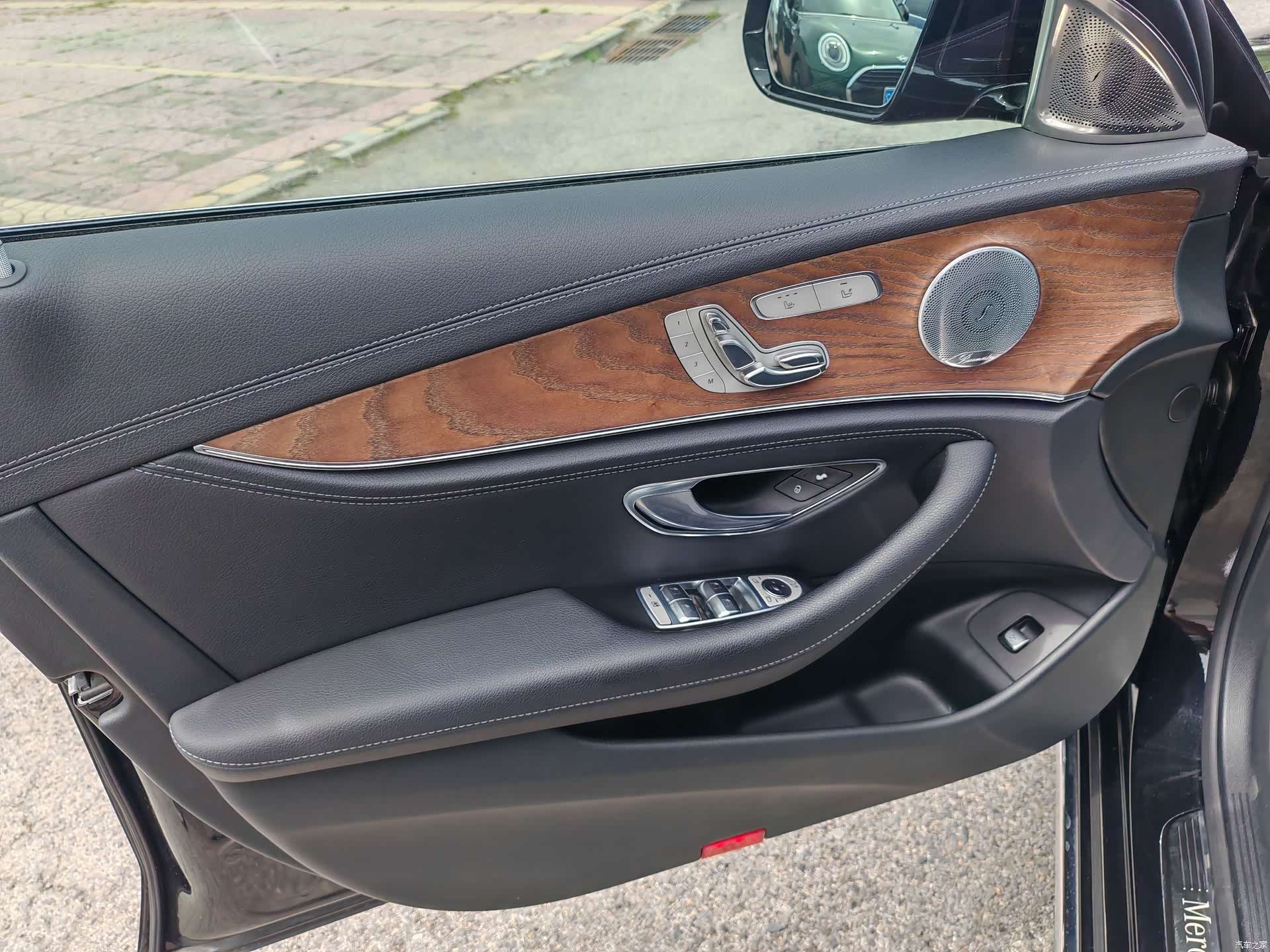 Mercedes-Benz E-Class, 2017 4