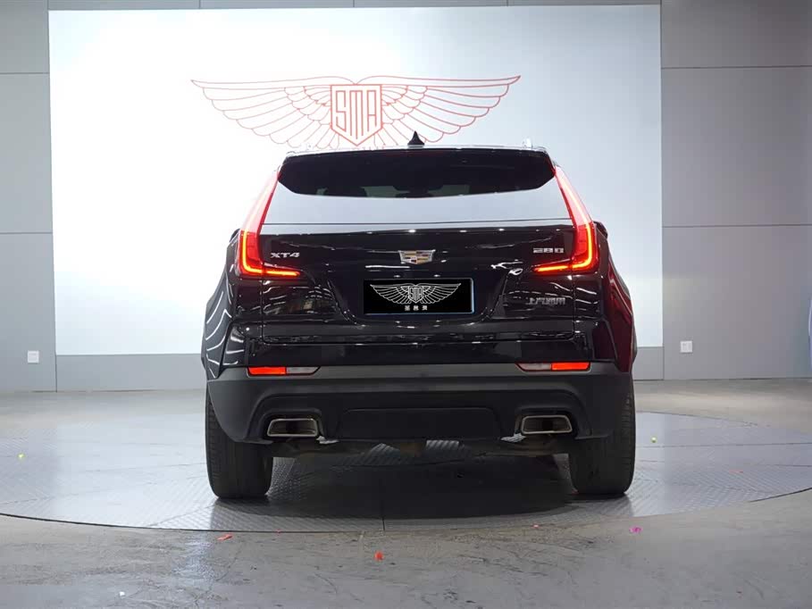 Cadillac XT4