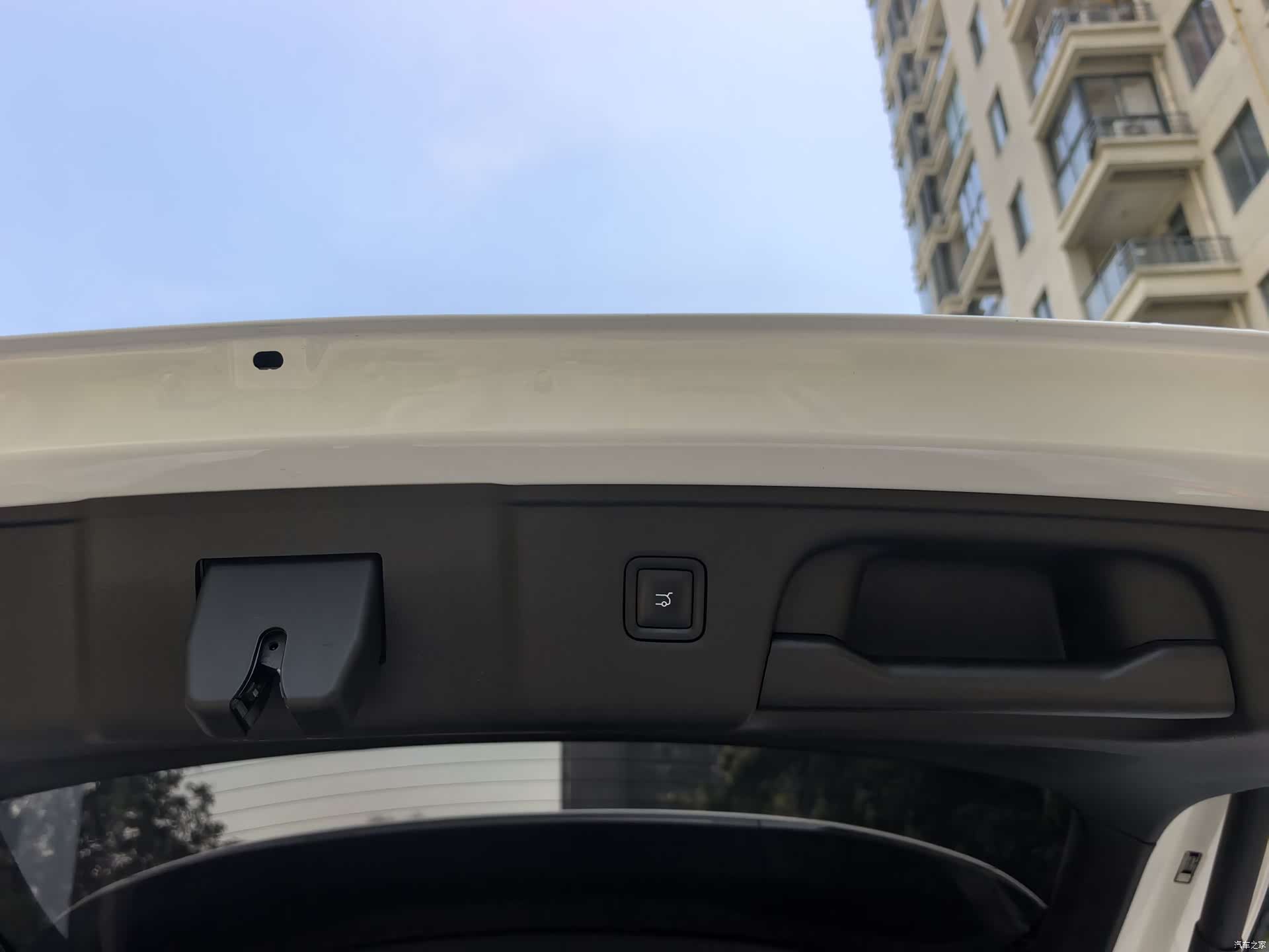 Leapmotor C10, 2025 11