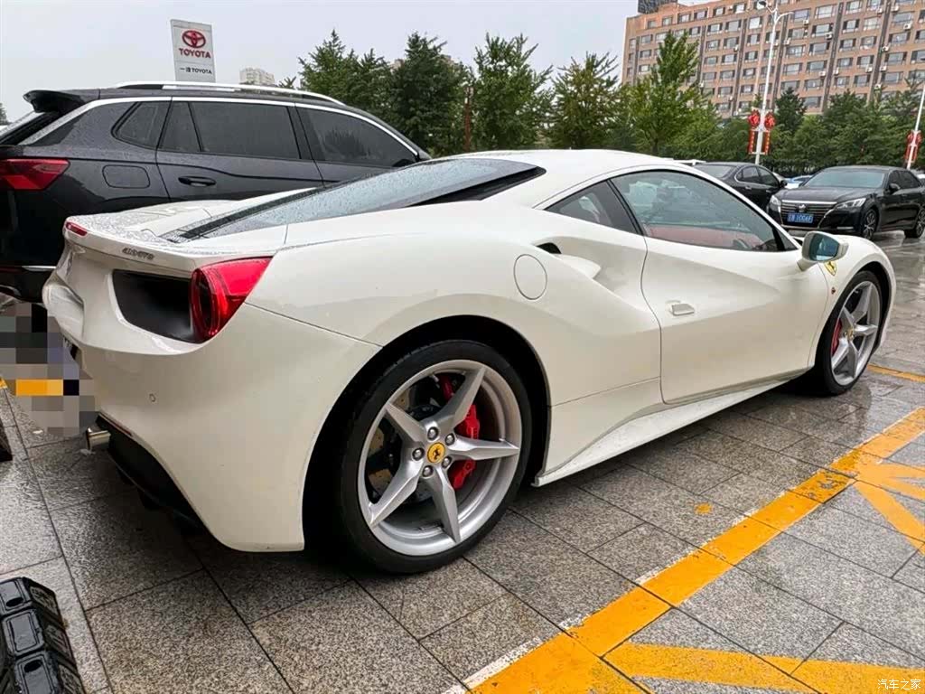 Ferrari 488, 2019 3