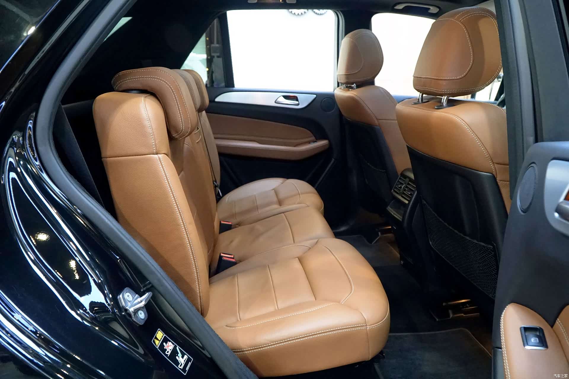 Mercedes-Benz GLE, 2019 13