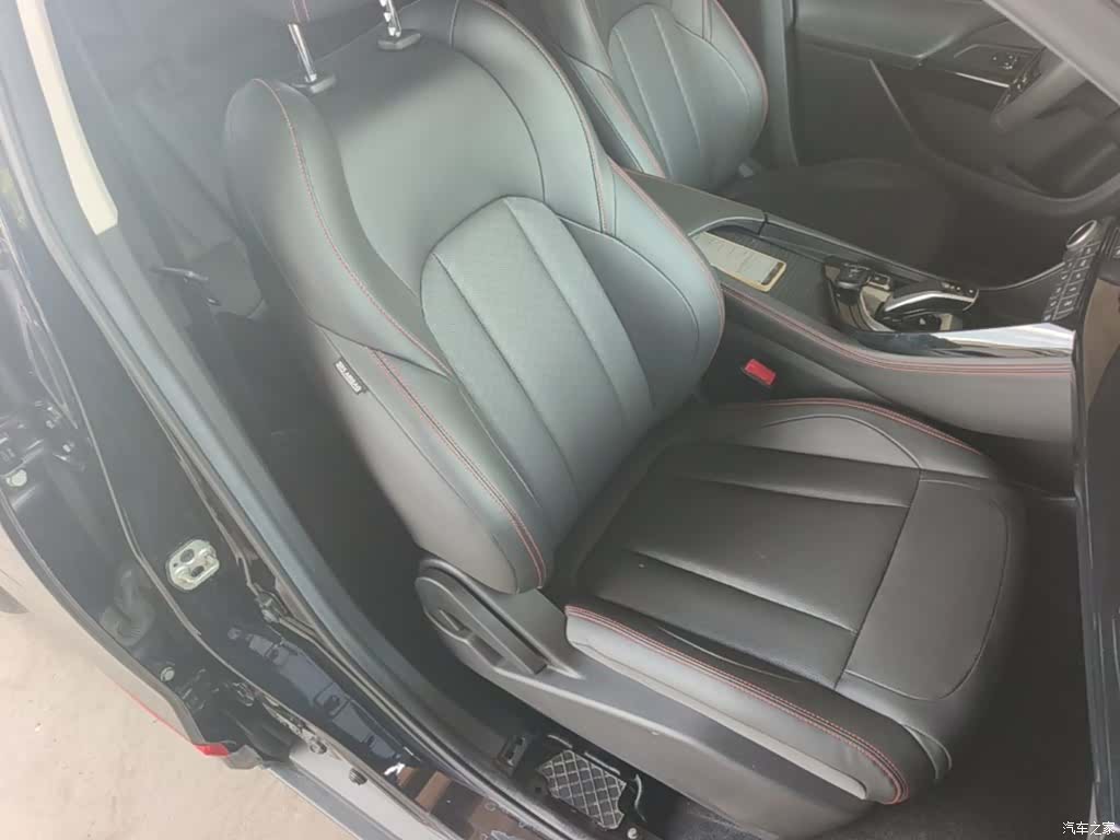 DongFeng AX7, 2021 25