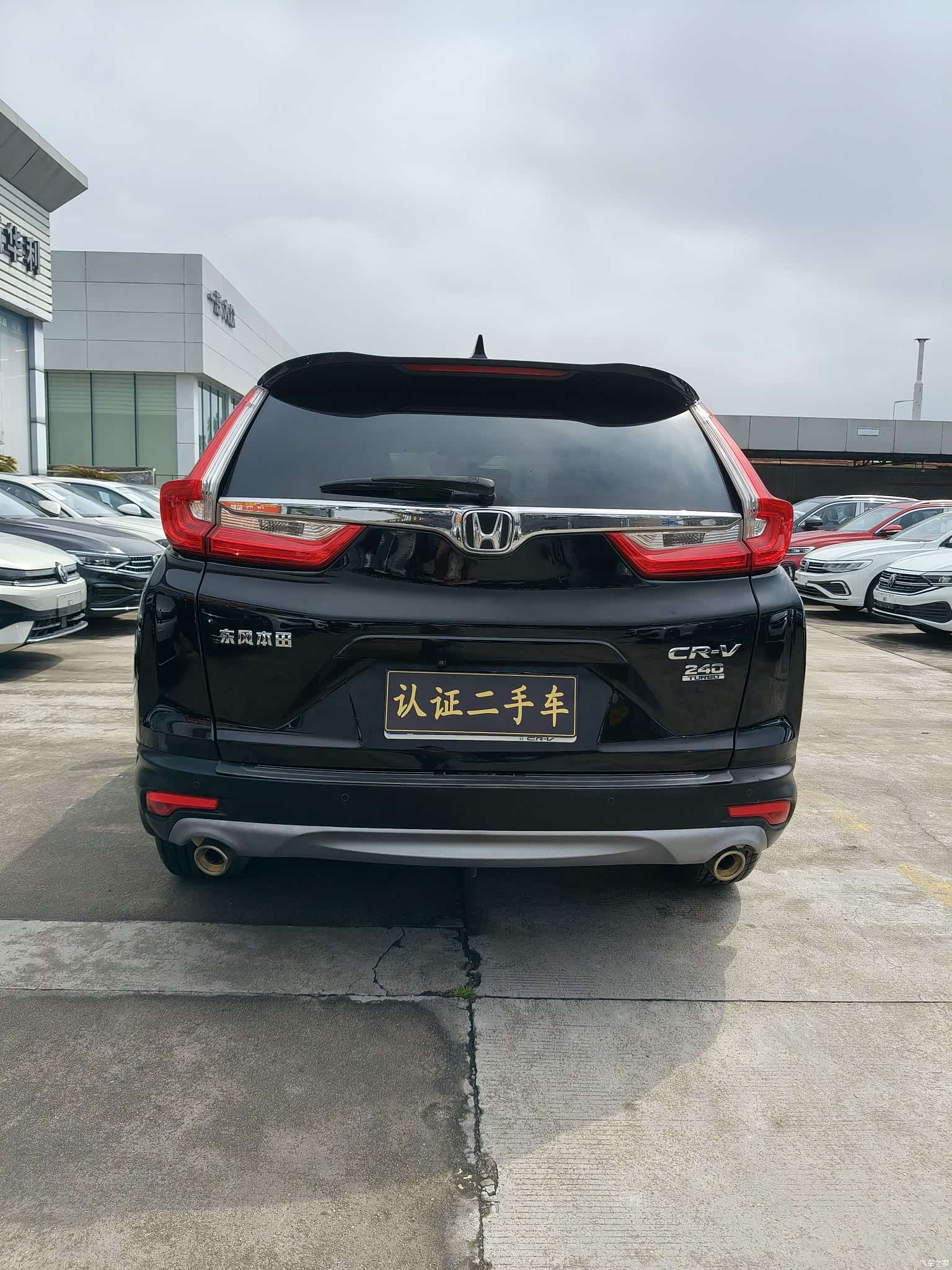 Honda CR-V, 2019 все фото