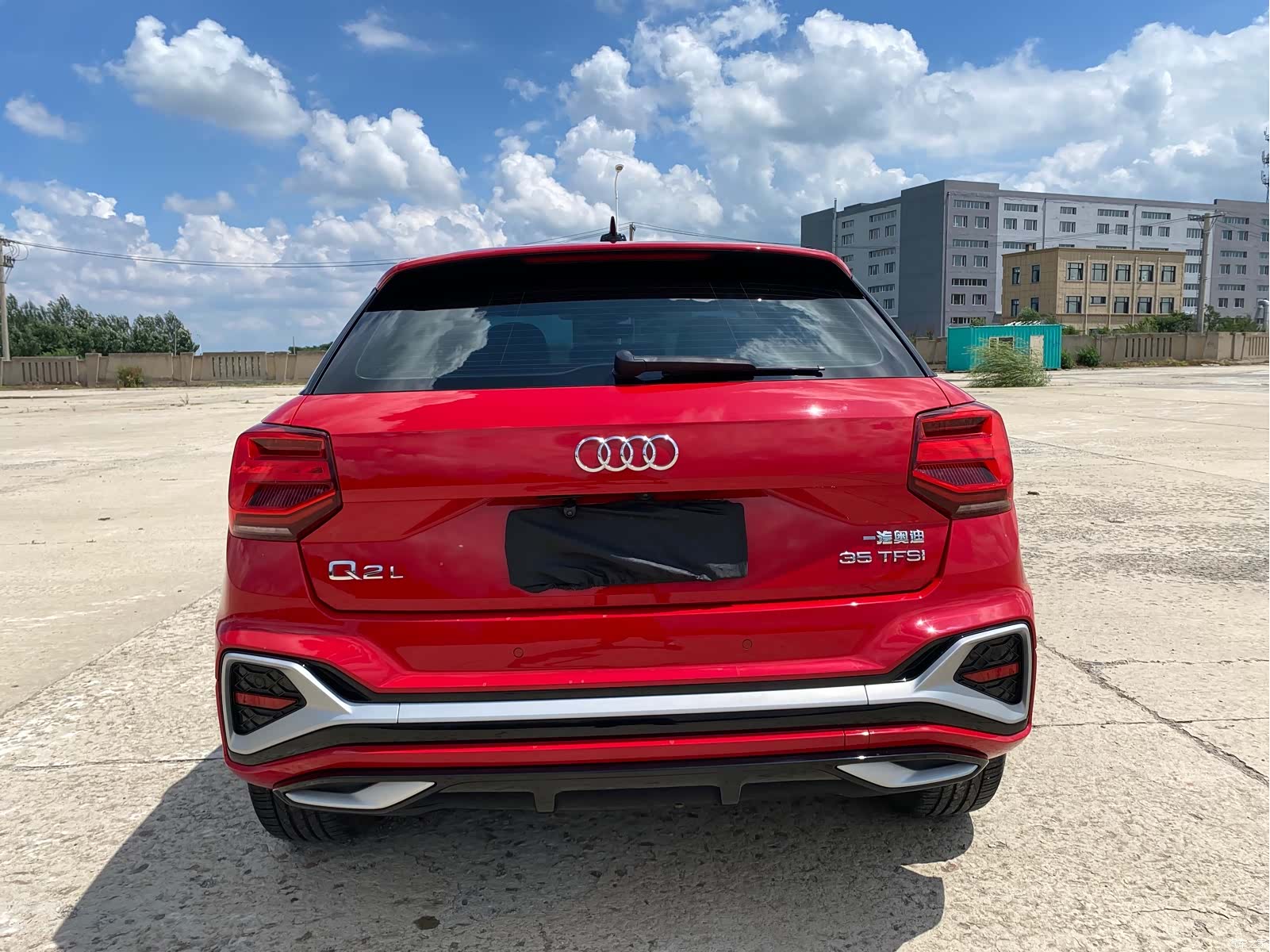 Audi Q2L, 2022 все фото