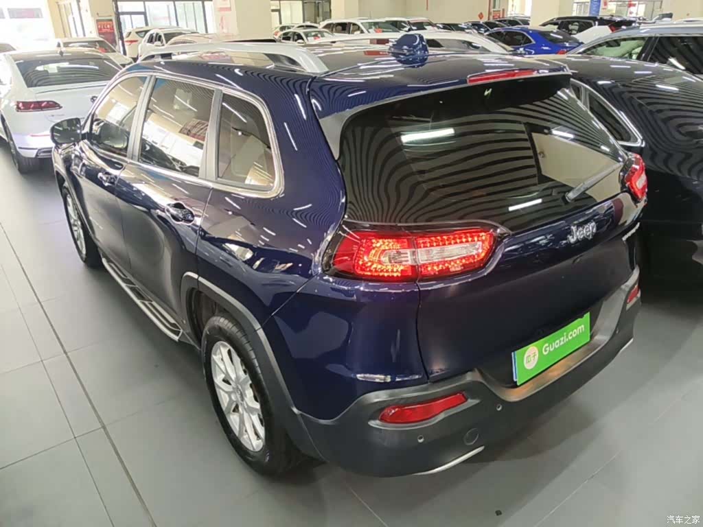 Jeep Cherokee, 2018 все фото