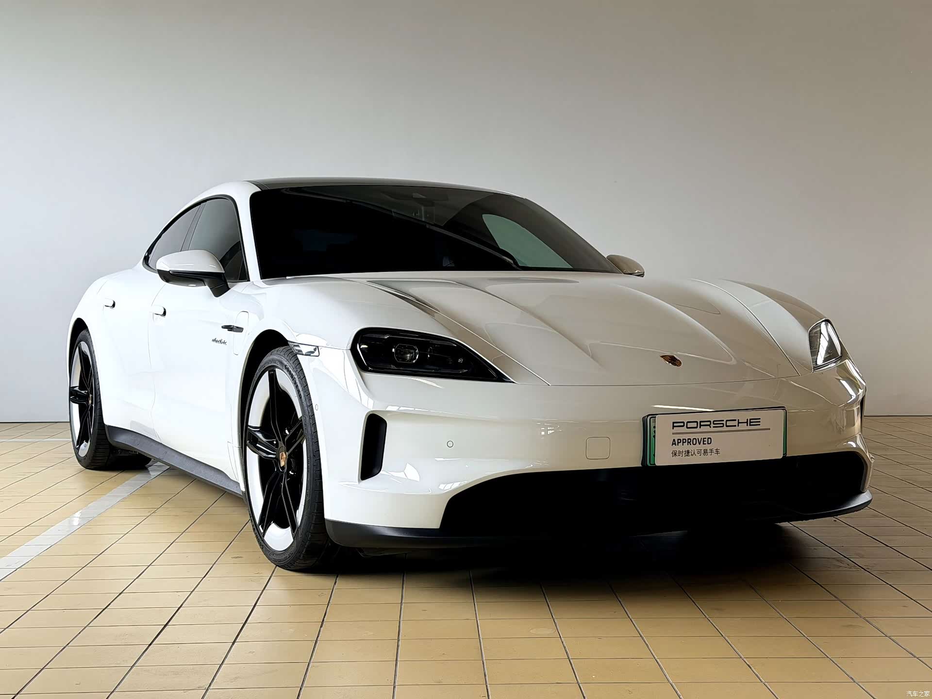 Porsche Taycan, 2025 3
