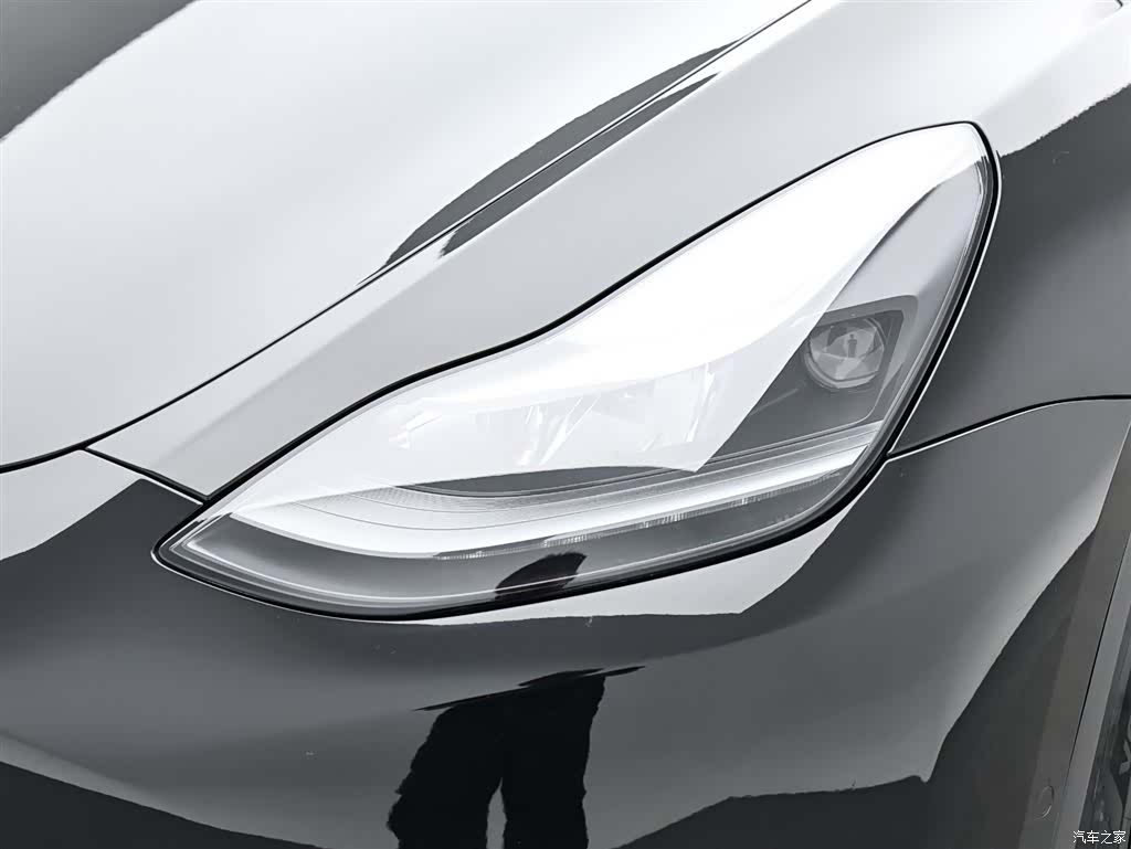 Tesla Model Y, 2021 18