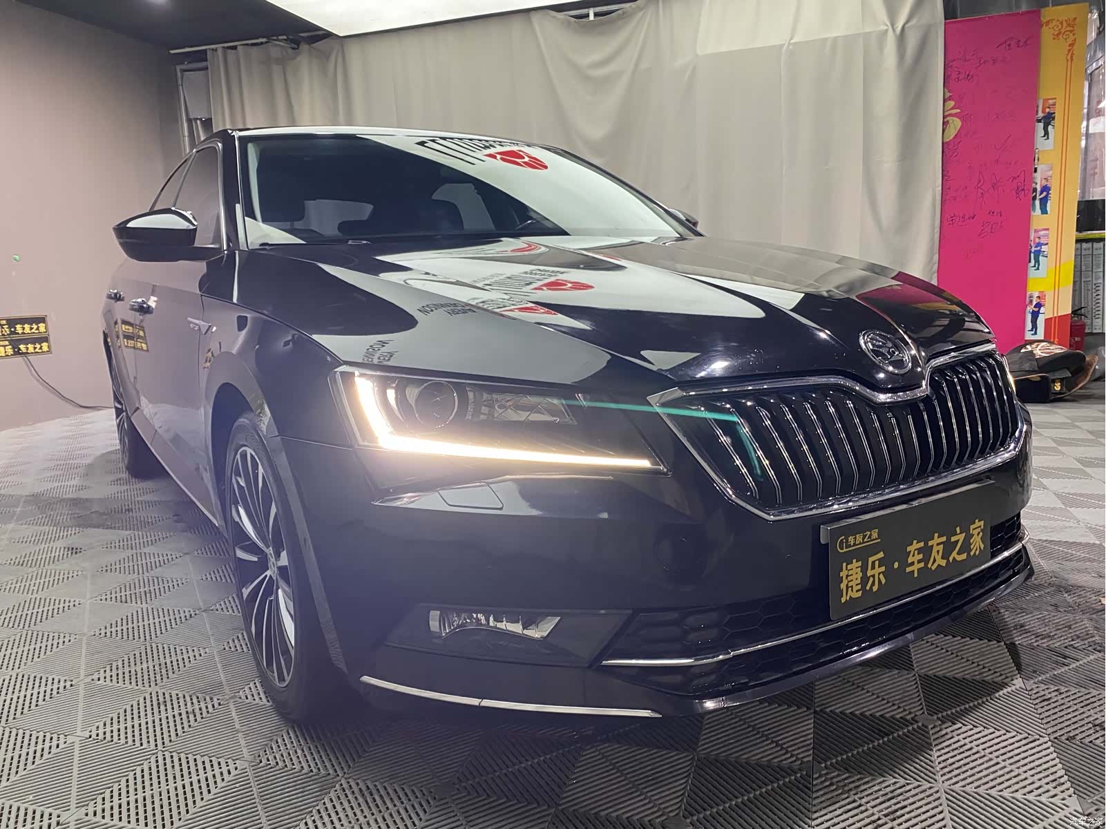 Skoda Superb, 2019 3