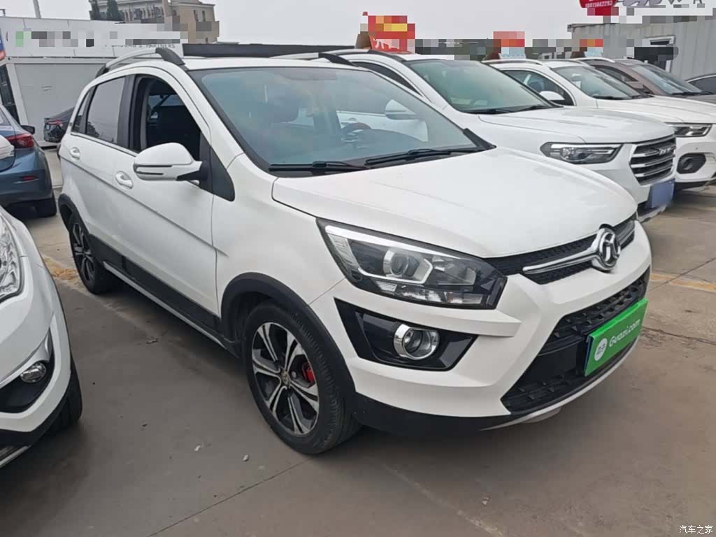 BAIC X25, 2016 4