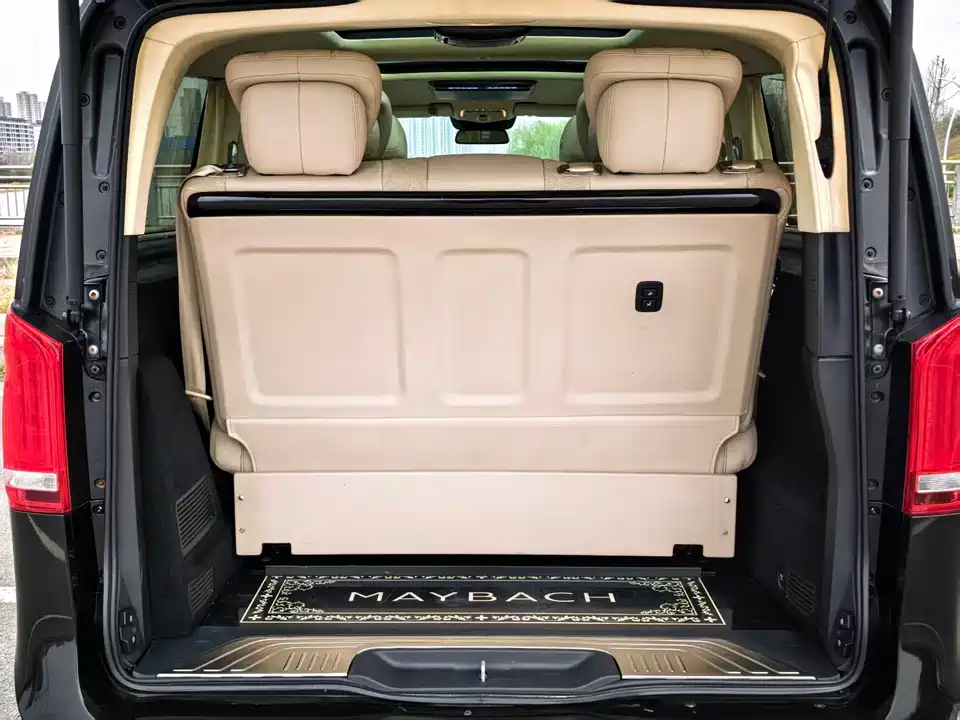 Mercedes-Benz V-class