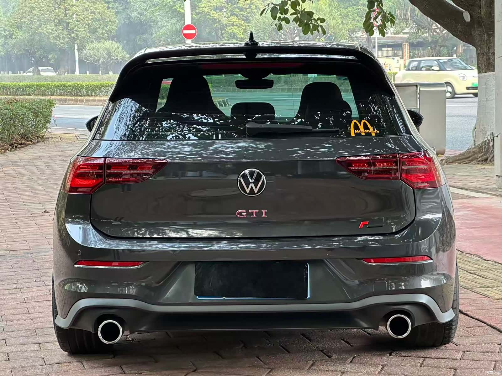 Volkswagen Golf, 2022 все фото
