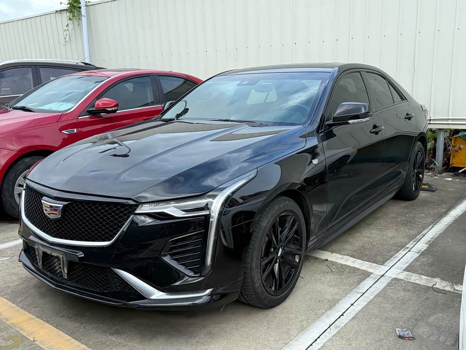 Cadillac CT4