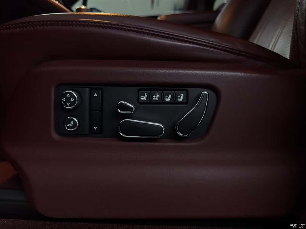 Bentley Bentayga, 2021 15