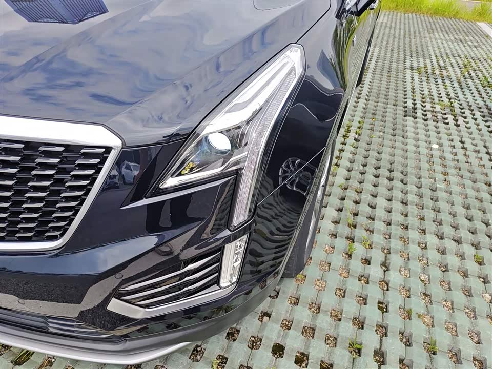 Cadillac XT5