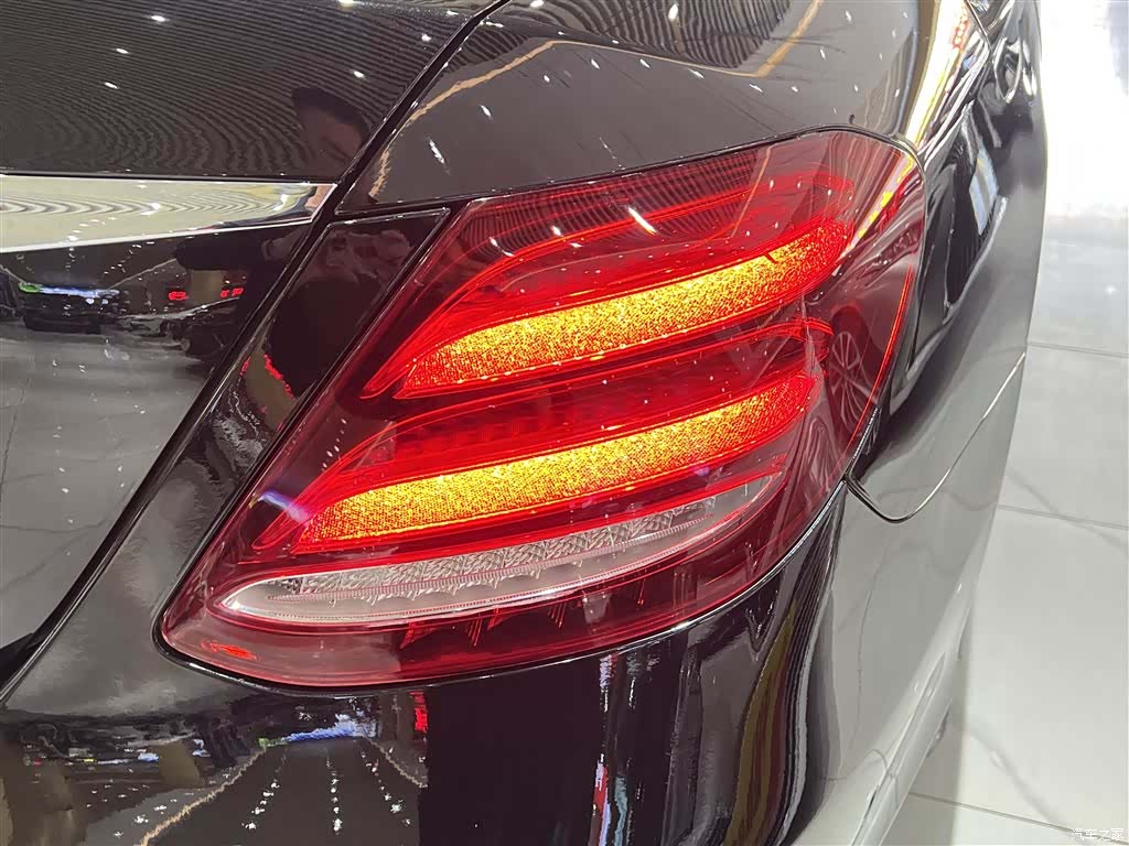 Mercedes-Benz E-Class, 2019 8