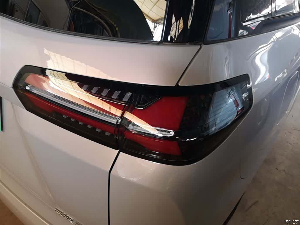 Wuling 730, 2025 8